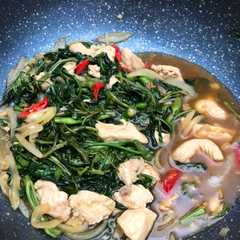 รูปของ Kangkung Ayam Mentega