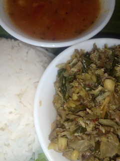 முருங்கைக்கீரை வாழைப்பூ பொரியல் (murungaikeerai vaalaipoo poriyal recipe in Tamil) செய்முறை முக்கிய புகைப்படம்