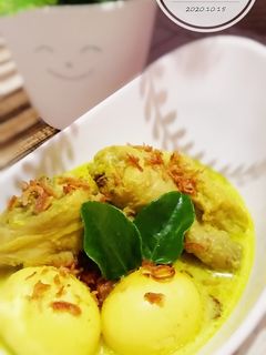 Foto resep Opor Ayam Telur Bumbu Kuning 👍