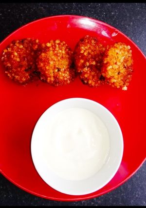 A picture of Sabudana vada.
