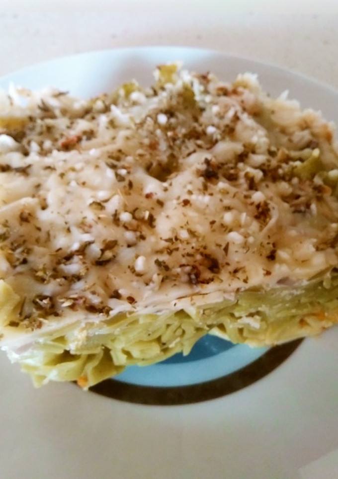 Una foto de Tallarines de espinacas con verduras al horno