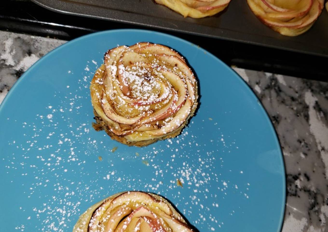 Holmestead Cookin': Apple Roses