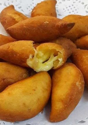 صورة لوصفة فطائر بالجبنة