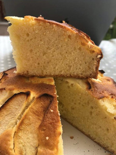 Una foto de Bizcocho de manzana Thermomix