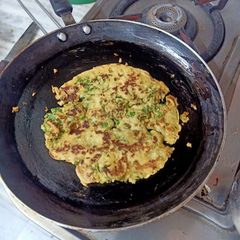 A picture of Palak Dhaniya chilla.