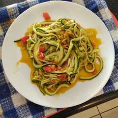 Una foto de Spaghetti de zapallitos italianos