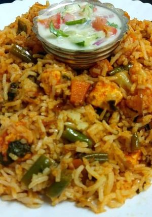 A picture of Dum Biryani.
