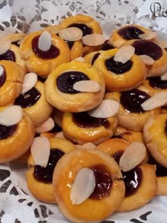 Foto resep Blueberry thumbprint almond cookies