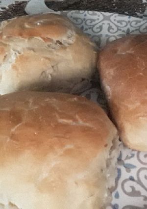 Una foto de Pancitos rellenos de jamón y queso