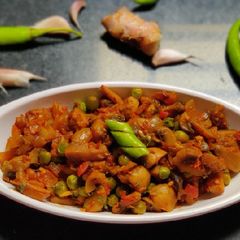 A picture of Magic masala Muttor mushroom recipe.