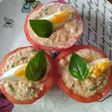 Tomates rellenos de atún