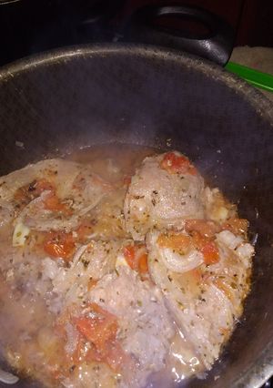 Una foto de Bifes de peceto salteado con tomate cebolla y huevos
