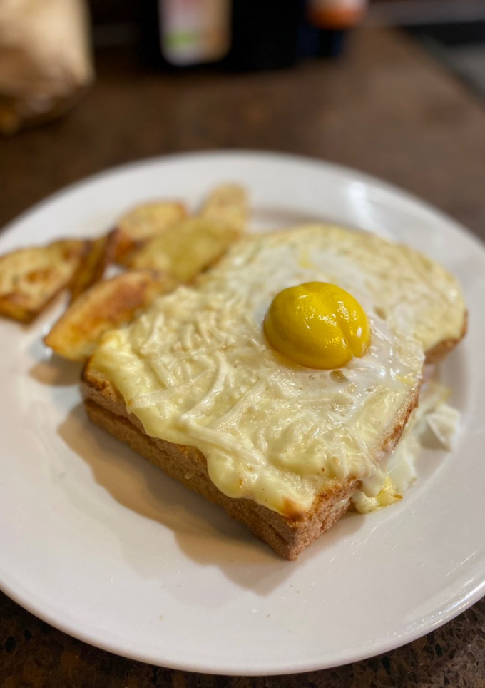 Una foto de Croque Monsieur o Croque Madame