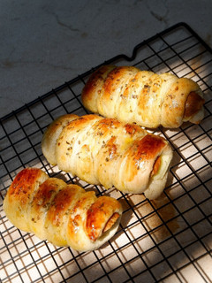 Foto resep Resep Roti Sosis Keju Mudah (Cheese Sausage Bread Recipe)
