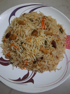 लजीज पुलाव (lazeez pulao recipe in Hindi) रेसिपी मुख्य फोटो