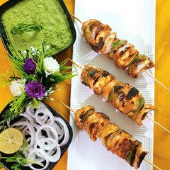 A picture of Paneer Tikka Masala.