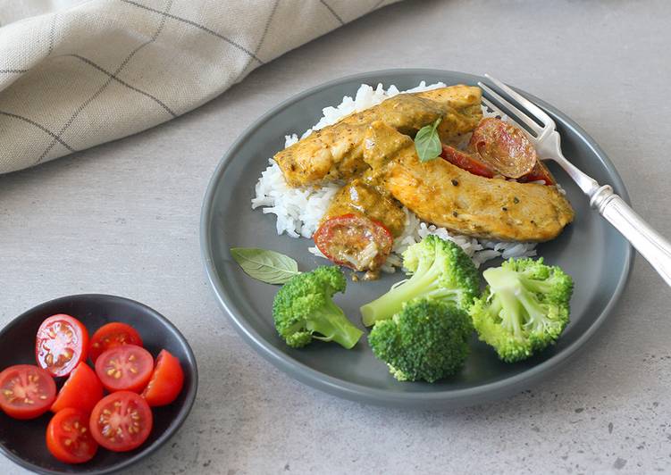 Saucy Pesto chicken with a side of broccoli