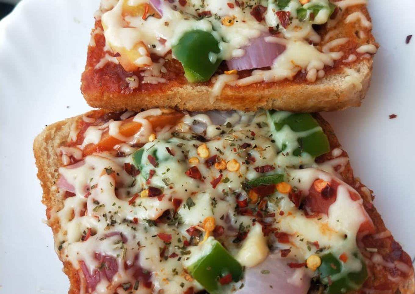 Bread pizza