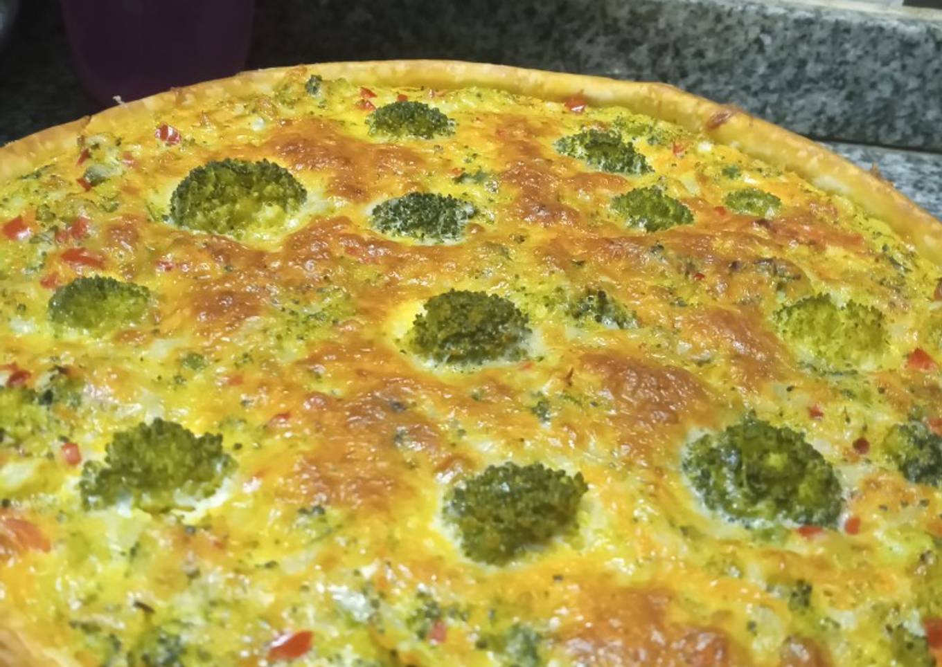 Tarta saludable de br贸coli y cebolla馃い