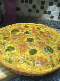 Una foto de Tarta saludable de brócoli y cebolla🤤