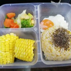 A picture of Healthy Bento set.