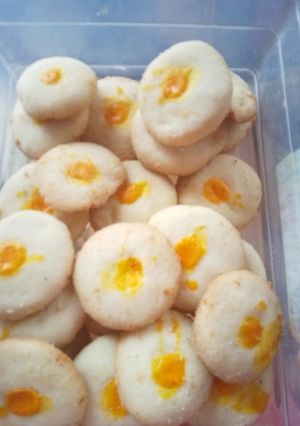 A picture of Naan khatai.