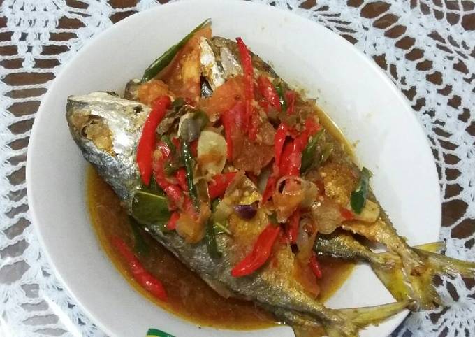 Resep Tumis Ikan Kembung Oleh Dina Cookpad