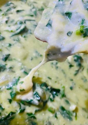 Una foto de ESPINACAS MUY CREMOSAS 🍵🥬🍵🥬🍵(PARA SALSEAR PASTAS O COMO ACOMPAÑAMIENTO) 🍵🥬🧈🧀🍶🍵