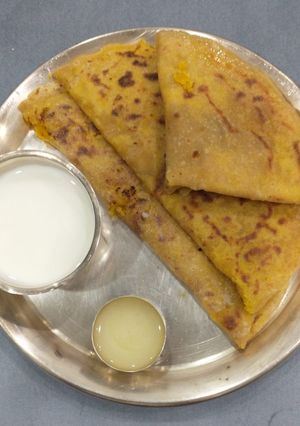 A picture of Puranpoli (sweet stuffed rotis).