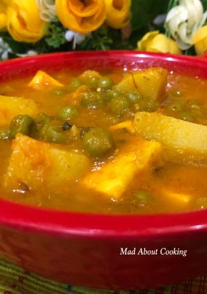 A picture of Potato Paneer & Pea Curry Without Onion And Garlic Recipe.