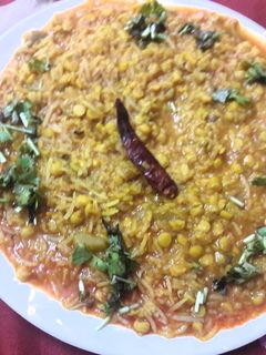 लौकी चना दाल खिचड़ी (Gourd Chana Dal Khichdi recipe in Hindi) रेसिपी मुख्य फोटो