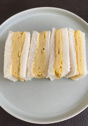 A picture of Tamagoyaki Sando.