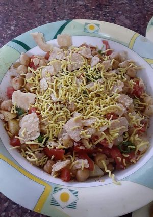A picture of Sev puri Chaat.
