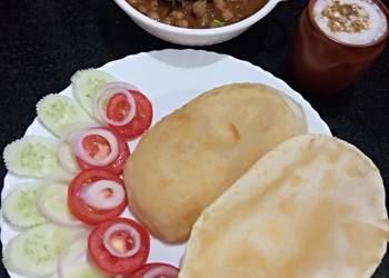 Easiest Way to Recipe Yummy Chhole Bhature
