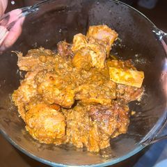 A picture of RibTips estiló Guisado.
