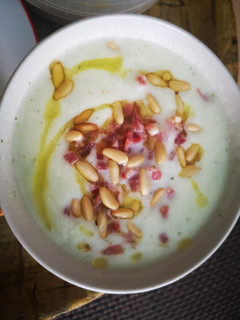 Una foto de Sopa de melón