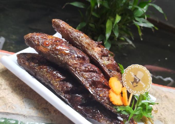 Langkah Mudah untuk Membuat Ikan Kembung Bakar Bumbu Kecap yang Enak Banget