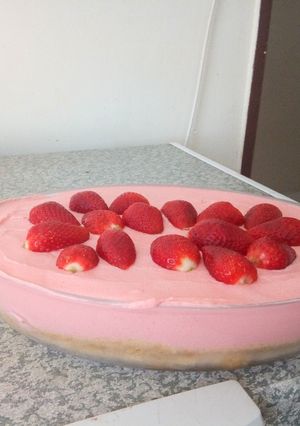 A picture of Strawberry Mouse Cake.