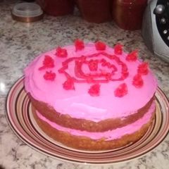 A picture of 🍓 lemon 🍋 Cake.