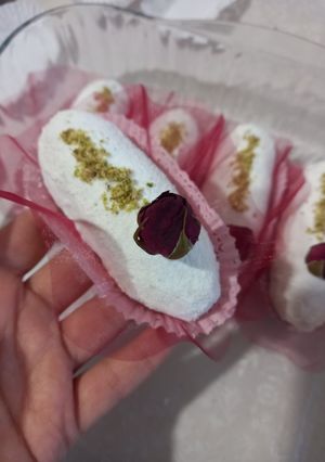 صورة لوصفة حلوة المقمط بالزبيب 🌸💜
