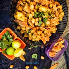 A picture of Easy peasy chana chaat.