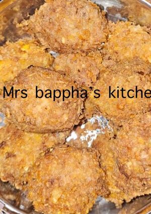A picture of Potato chicken cutlets.