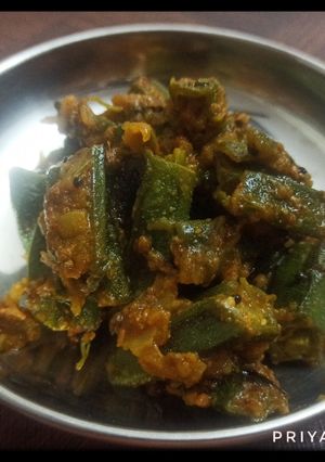 A picture of Bhindi Stuffed with Grated Aloo.