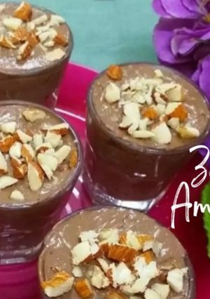 A picture of Nutella Shrikhand Shots.