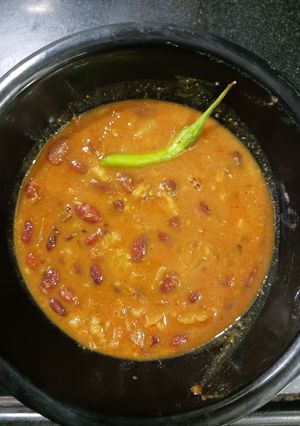 A picture of Rajma Curry.