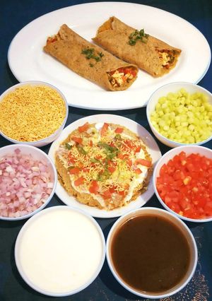 A picture of Stuffed Moong Dal Chilla Chaat.