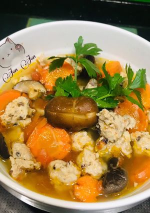 Hình của món Canh mọc nấu rau củ🥕🥕.