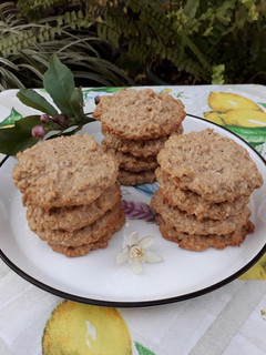 Una foto de Galletitas de avena y limón