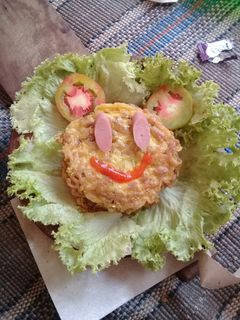 Foto resep Burger mie isi sosis 💕