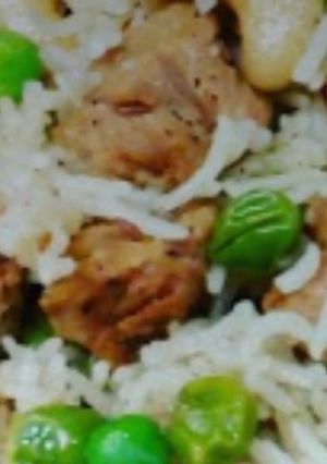 A picture of हेल्दी एंड न्यूट्रिशस पुलाव(healthy and Nutrition pulao recipe in hindi).